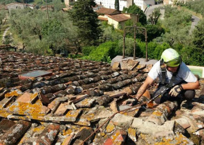 Manutenzione tegole e tetti Firenze